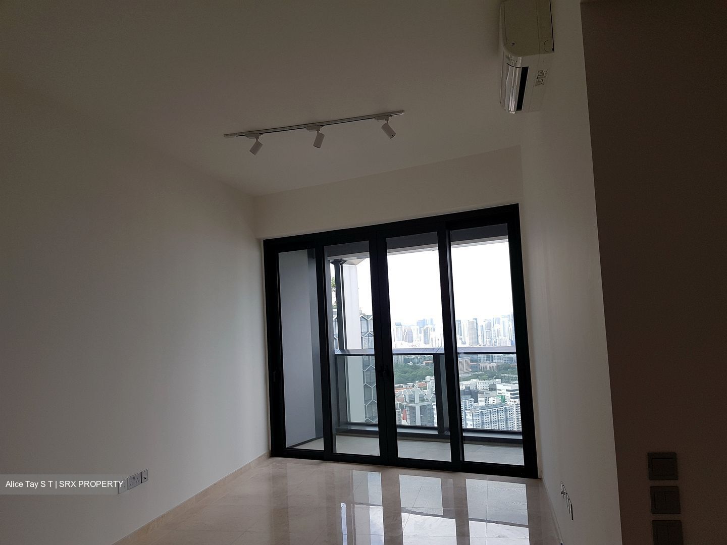 Duo Residences (D7), Apartment #353856181